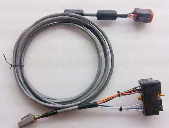 001a GPS Harness